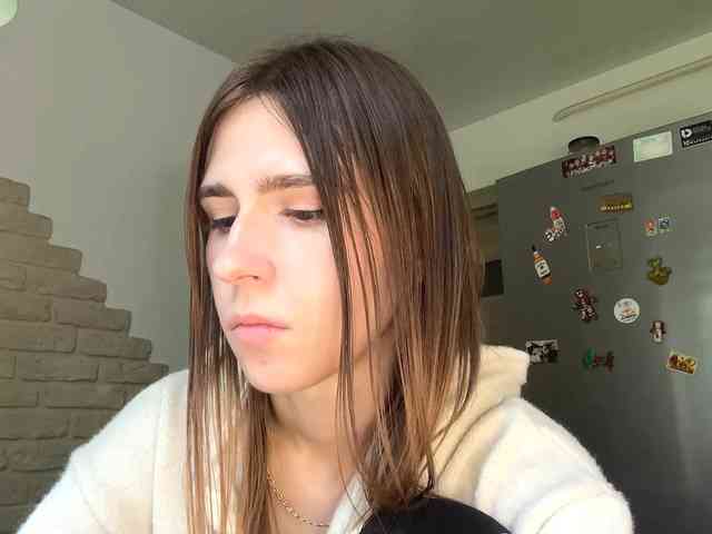 AshantiBadolato webcam