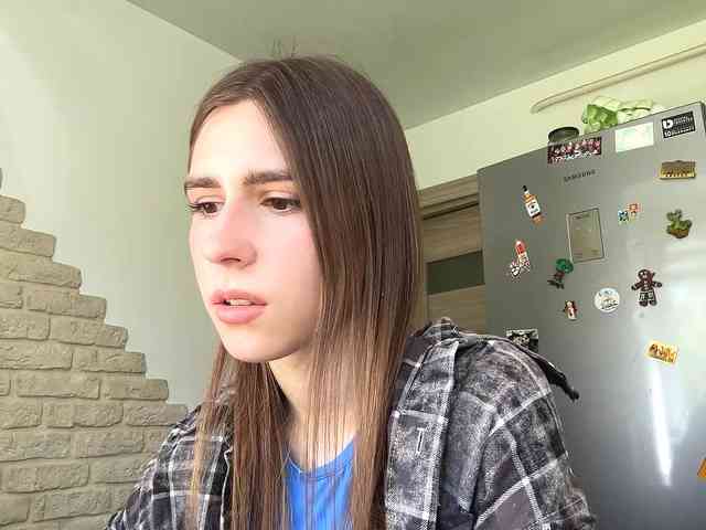 AshantiBadolato webcam