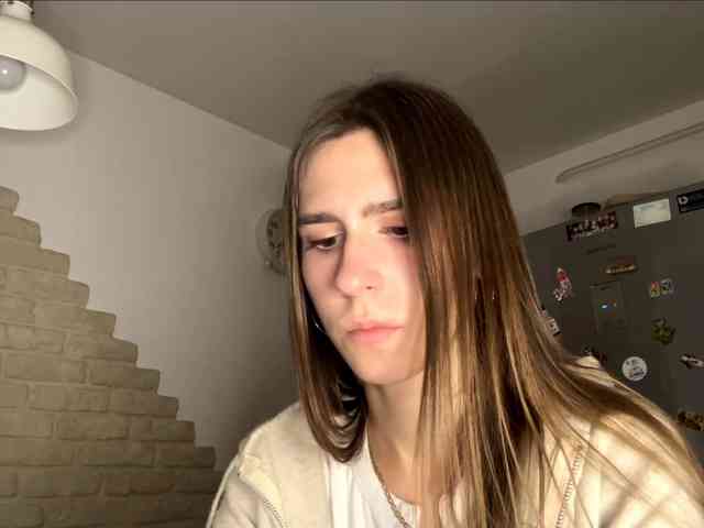 AshantiBadolato webcam