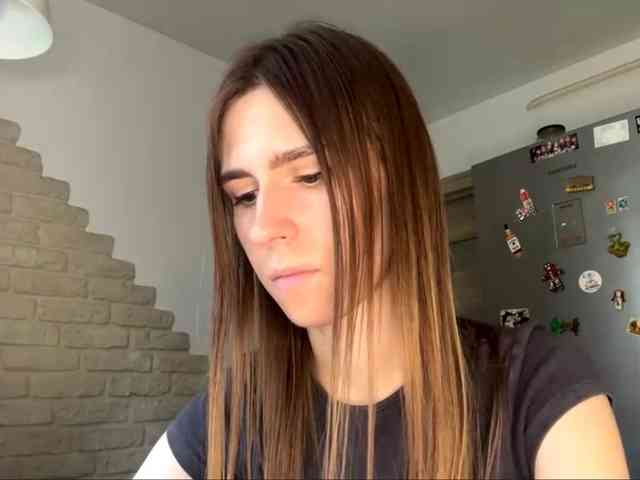 AshantiBadolato webcam