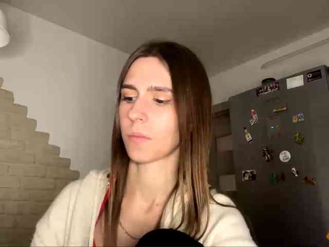 AshantiBadolato webcam