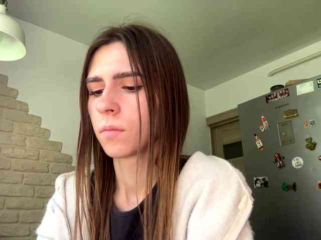 AshantiBadolato webcam