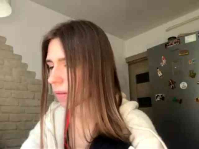 AshantiBadolato webcam