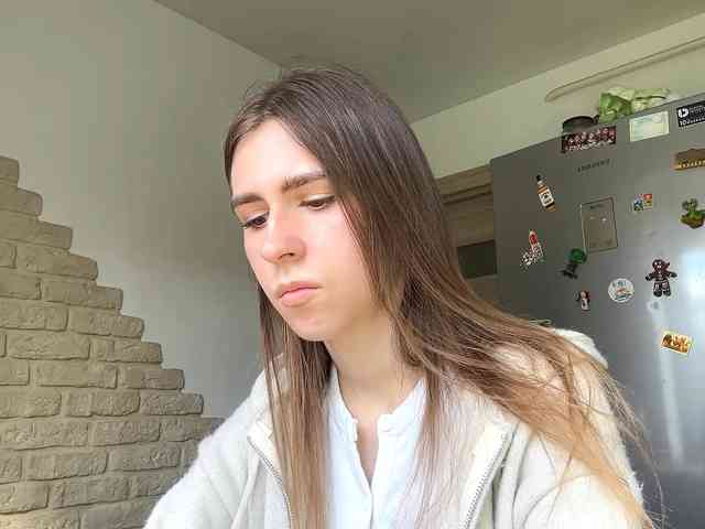 AshantiBadolato webcam