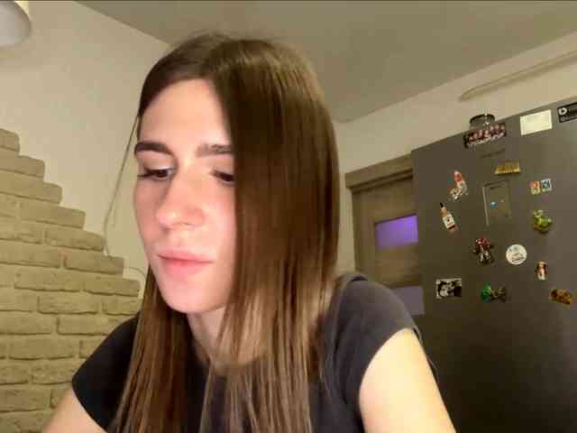AshantiBadolato webcam