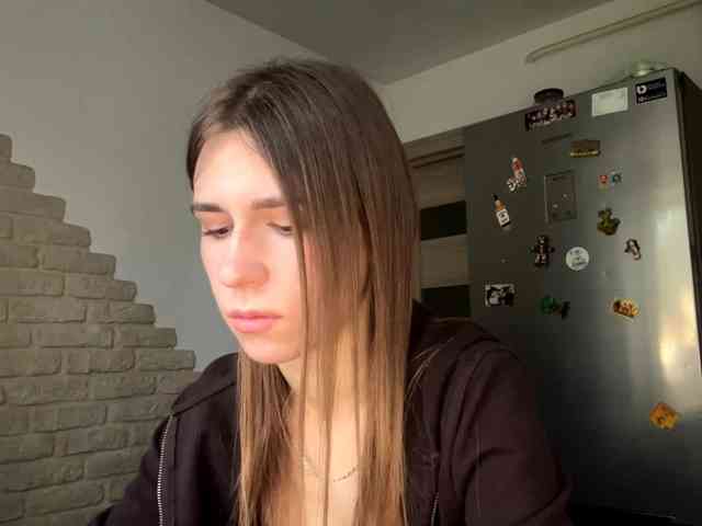 AshantiBadolato webcam