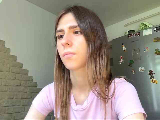 AshantiBadolato webcam