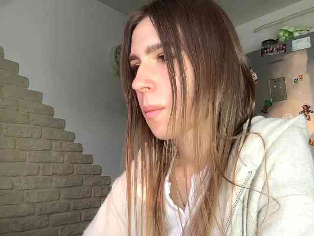 AshantiBadolato webcam