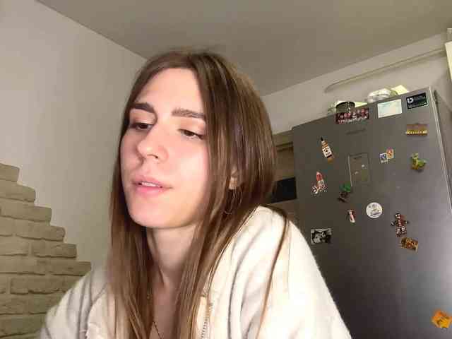 AshantiBadolato webcam