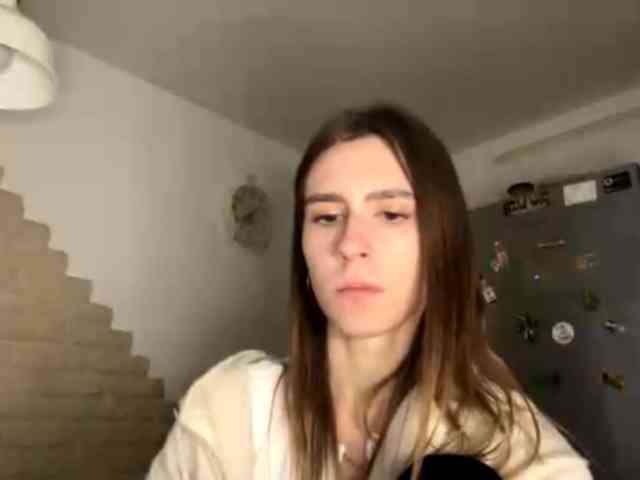 AshantiBadolato webcam