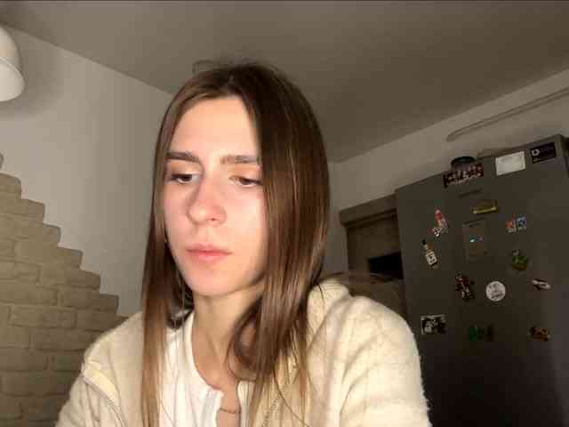 AshantiBadolato webcam