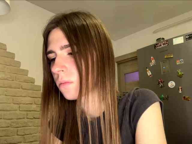 AshantiBadolato webcam