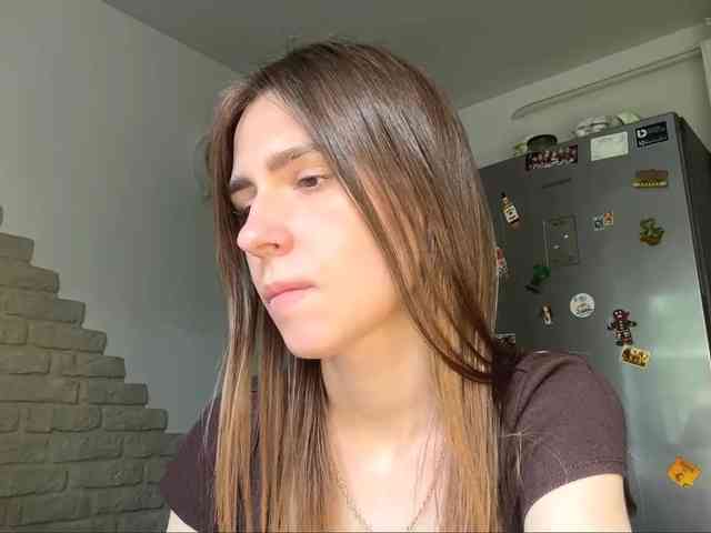 AshantiBadolato webcam
