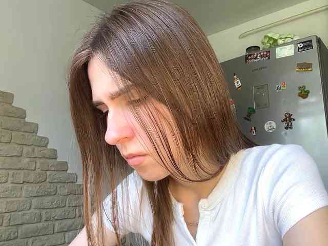 AshantiBadolato webcam