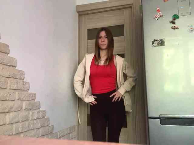 AshantiBadolato webcam