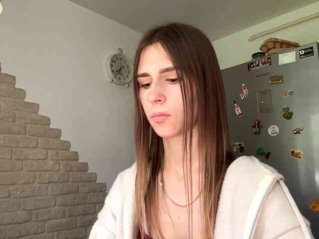 AshantiBadolato's webcam live show