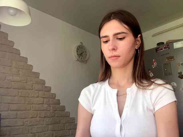 AshantiBadolato webcam