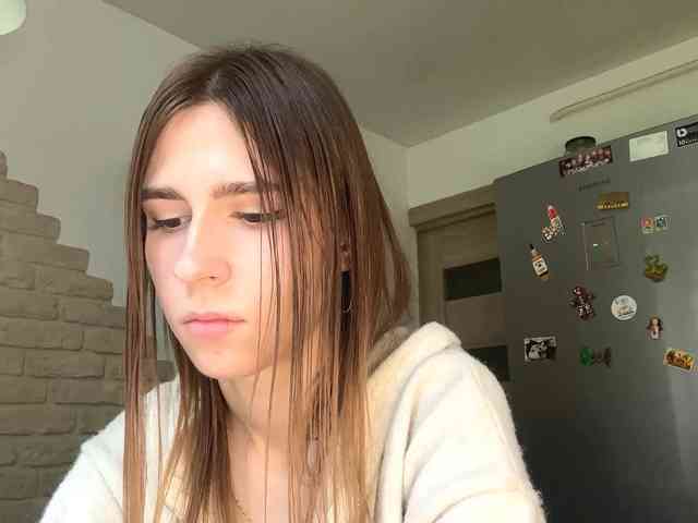 AshantiBadolato webcam
