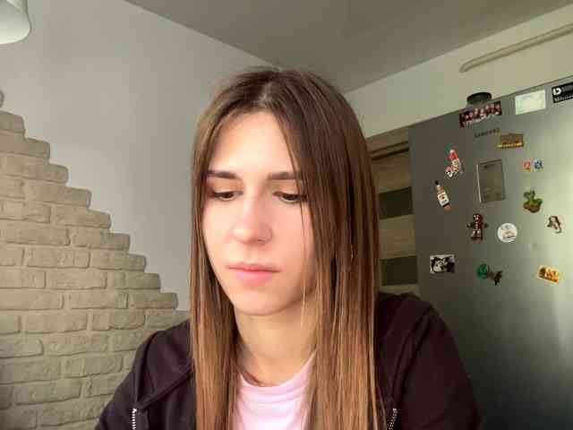 AshantiBadolato webcam