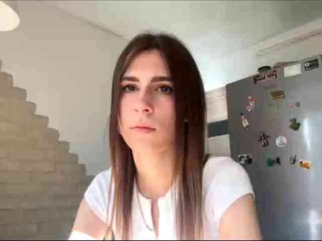 AshantiBadolato webcam
