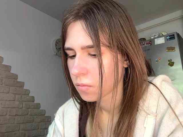 AshantiBadolato webcam