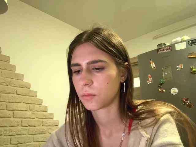 AshantiBadolato webcam
