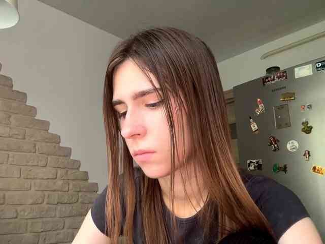 AshantiBadolato webcam
