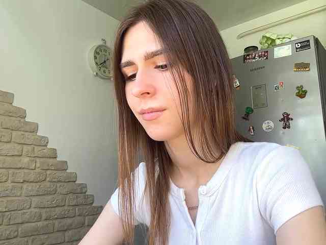 AshantiBadolato webcam