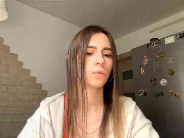 AshantiBadolato webcam