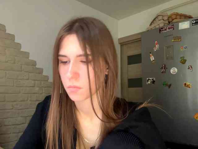 AshantiBadolato webcam