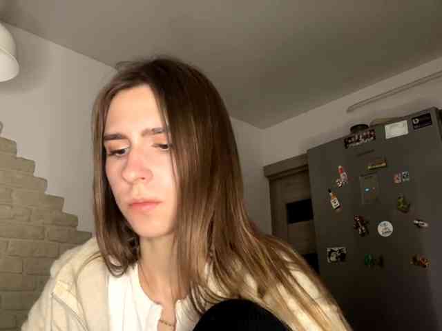 AshantiBadolato webcam