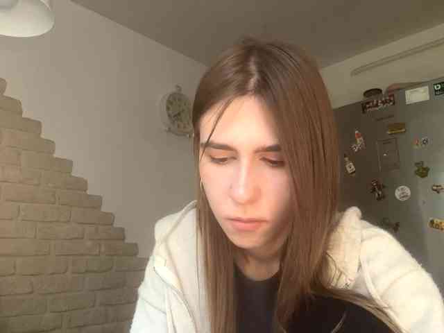 AshantiBadolato webcam