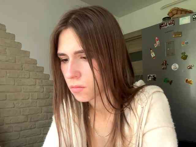 AshantiBadolato webcam