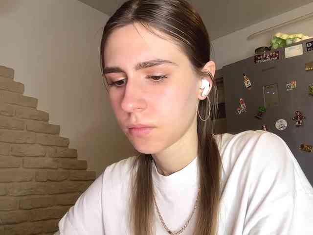 AshantiBadolato webcam