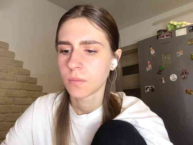 AshantiBadolato webcam