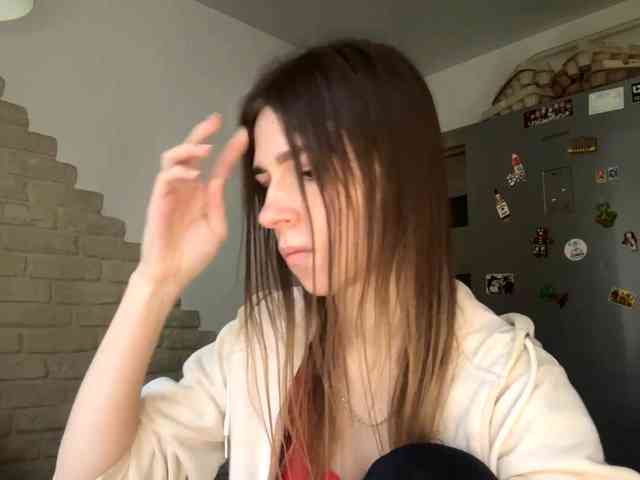 AshantiBadolato webcam