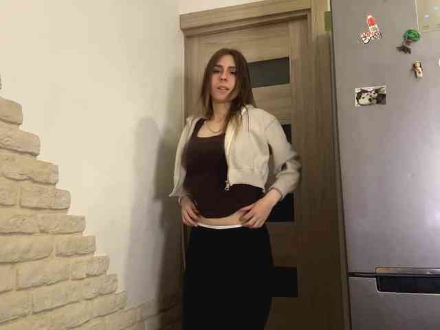 AshantiBadolato webcam