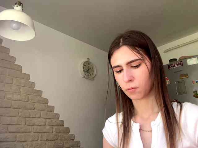 AshantiBadolato webcam