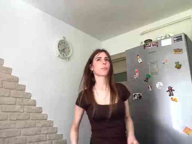 AshantiBadolato webcam