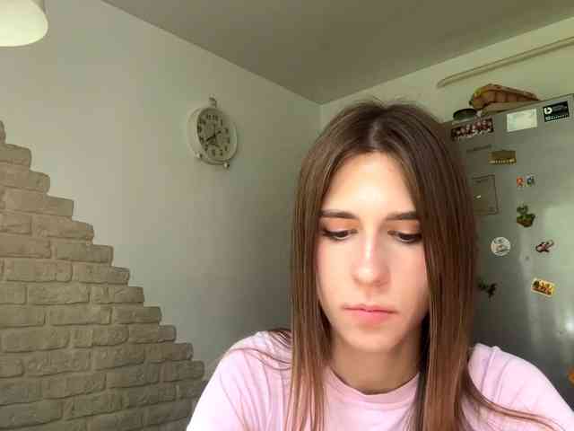 AshantiBadolato webcam