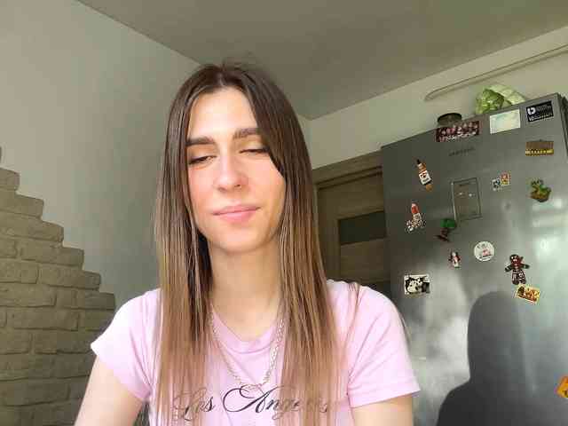 AshantiBadolato webcam