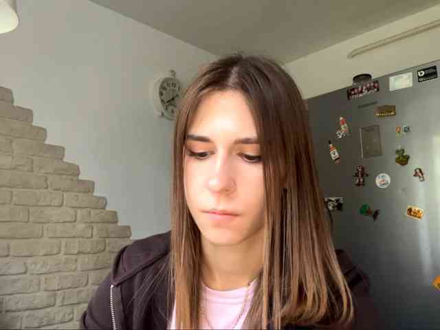 AshantiBadolato webcam