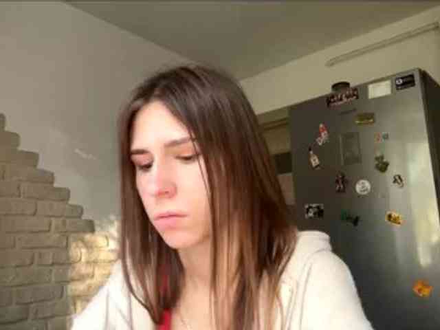 AshantiBadolato webcam
