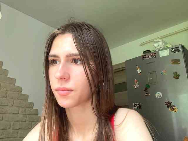 AshantiBadolato webcam