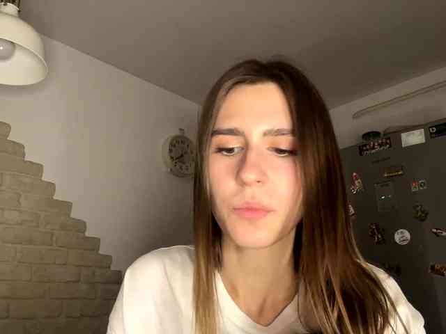 AshantiBadolato webcam