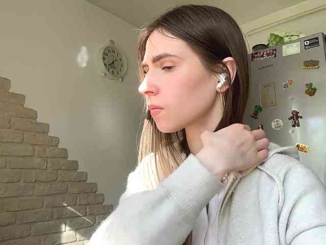 AshantiBadolato webcam