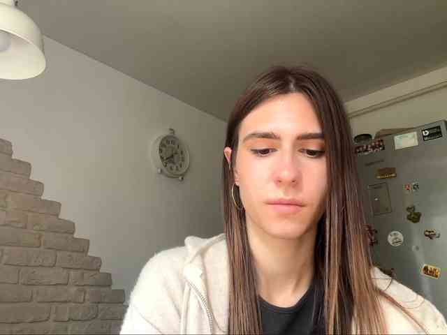AshantiBadolato webcam