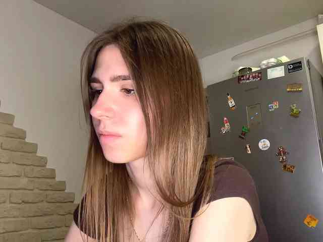 AshantiBadolato webcam