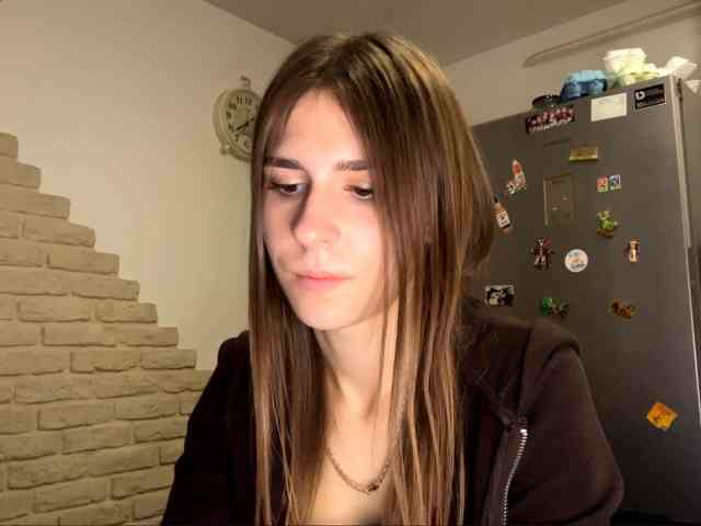 AshantiBadolato webcam