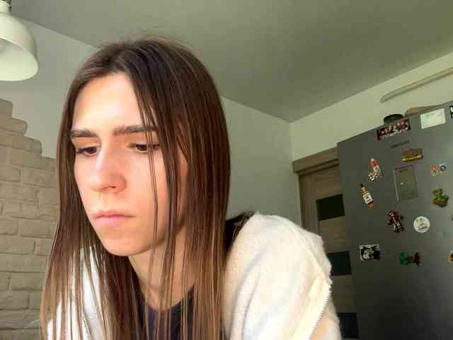 AshantiBadolato webcam